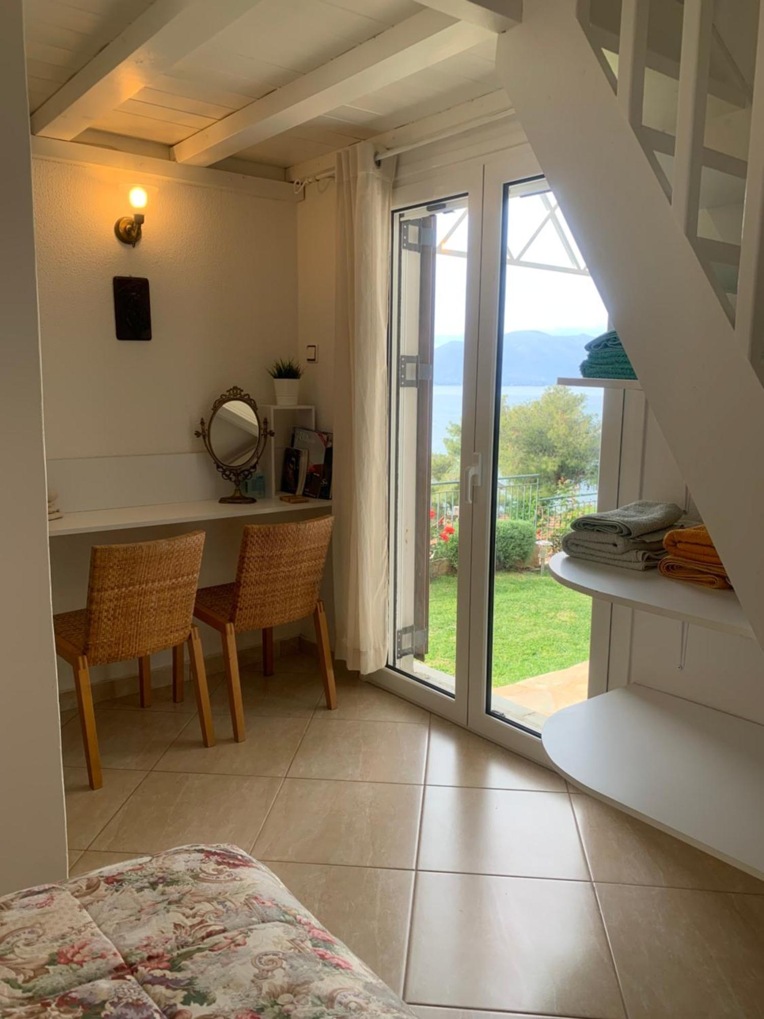 شقة Amfiteatrico Sea View - Kalamos Attiki Markopoulon Oropou المظهر الخارجي الصورة